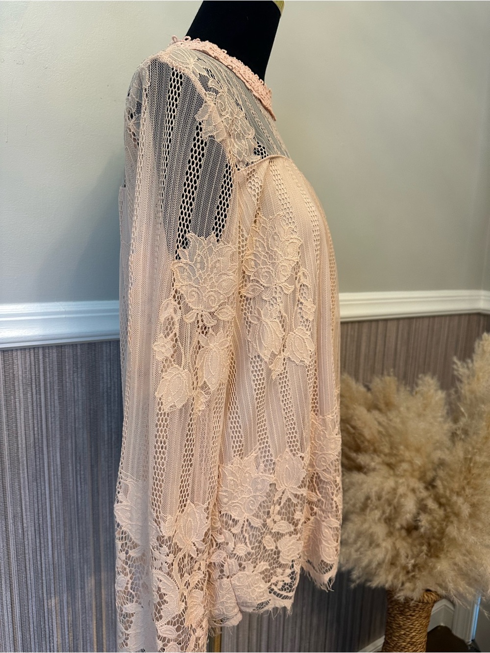 Ultra Pink Blush Floral Lace Mock Neck Long Sleeve Blouse XL - Picture 8 of 15